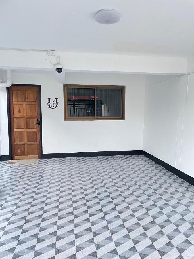 Apartament Udon House Udon Thani Zewnętrze zdjęcie